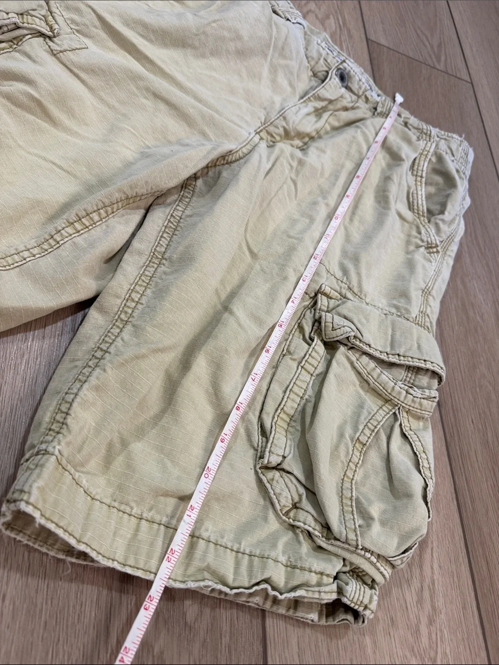 Y2K 90s American Eagle Longboard Cargo Shorts Distressed Size 28